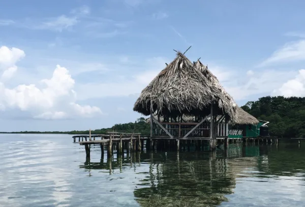 Cabañas sobre el agua en Bocas del Toro